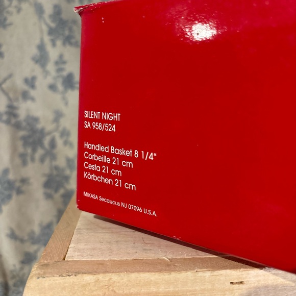 VTG Mikasa Silent Night Christmas Crystal Basket with Box - Picture 3 of 12